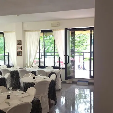 Hotell Lime Rimini