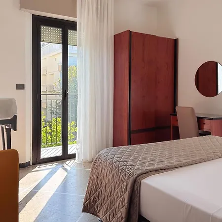 Hotel Splendor 3*