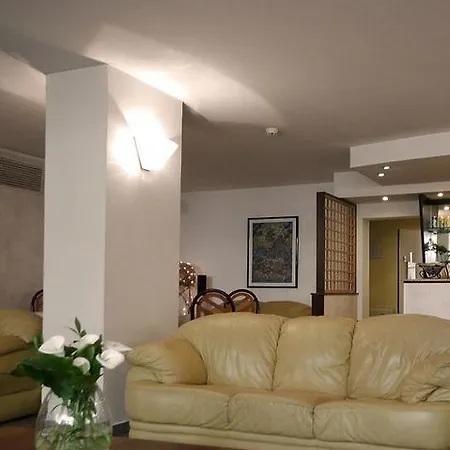 Lime Hotel 3*